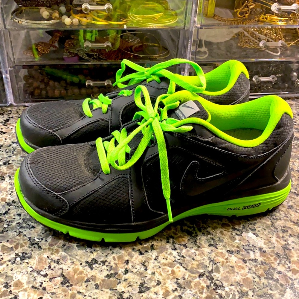 Nike Sneakers (Big Kids)